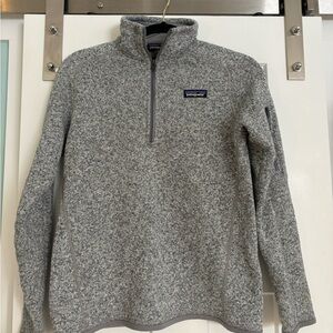 Women’s Patagonia Fleece Size Medium